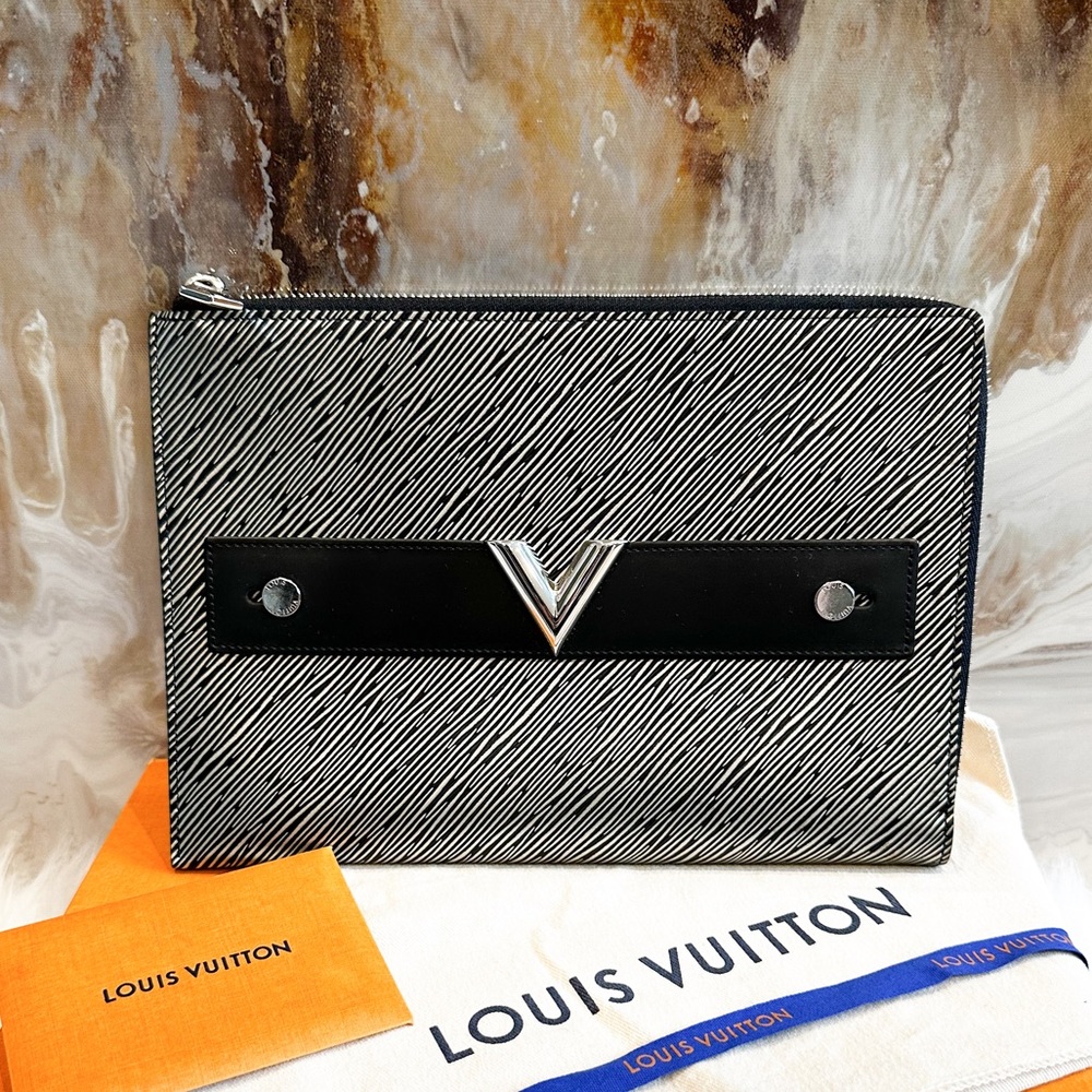 Louis Vuitton Limited Edition Essential V Platine Epi Strap Clutch Pouch -